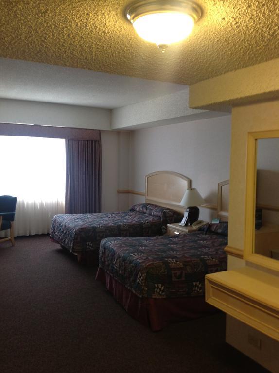 Golden Nugget Lake Tahoe Stateline Room photo